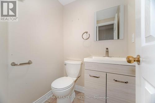 102 Charcoal Way, Brampton, ON - Indoor Photo Showing Bathroom