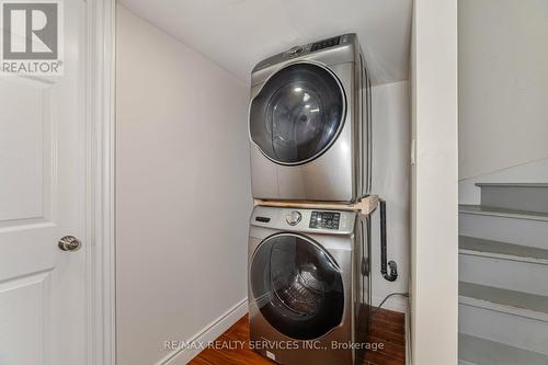 102 Charcoal Way, Brampton, ON - Indoor Photo Showing Laundry Room