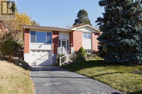 135 Springdale Crescent, Oshawa (Donevan), ON - Outdoor