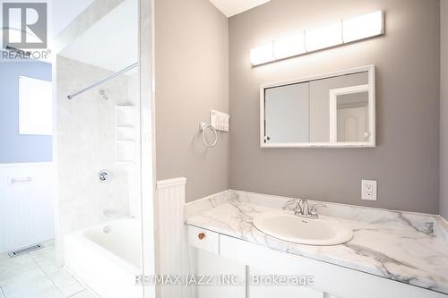 135 Springdale Crescent, Oshawa (Donevan), ON - Indoor Photo Showing Bathroom