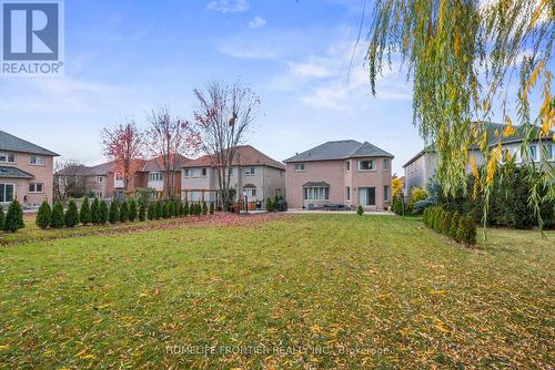 7 Edenbrook Crescent, Richmond Hill, ON - Outdoor