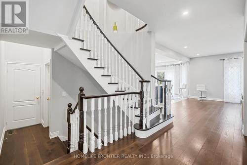 7 Edenbrook Crescent, Richmond Hill, ON - Indoor Photo Showing Other Room