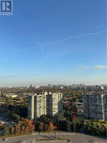 B-2002 - 50 Upper Mall Way, Vaughan, ON - Outdoor With View