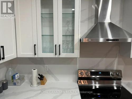 Upper - 53 Raven Cross Avenue S, Markham, ON - Indoor Photo Showing Kitchen