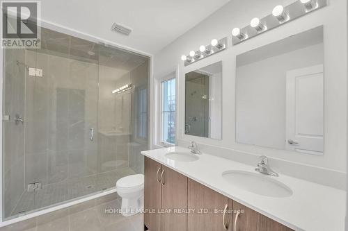 2115 Primate Road, Mississauga, ON - Indoor Photo Showing Bathroom