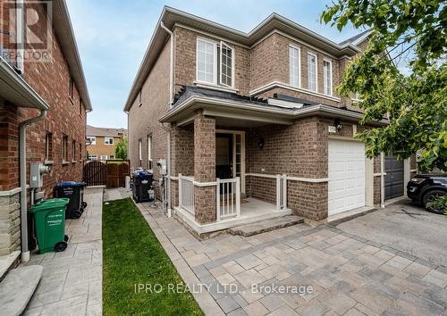 3914 Stardust Drive, Mississauga, ON - Outdoor