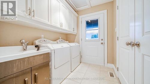 294288 8Th Line, Amaranth, ON - Indoor Photo Showing Laundry Room