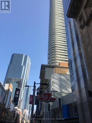 4311 - 197 Yonge Street, Toronto, ON - Outdoor