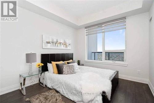 2209 - 3700 Highway 7 Road N, Vaughan, ON - Indoor Photo Showing Bedroom