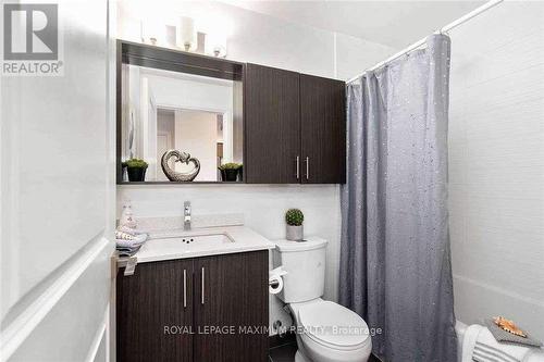 2209 - 3700 Highway 7 Road N, Vaughan, ON - Indoor Photo Showing Bathroom