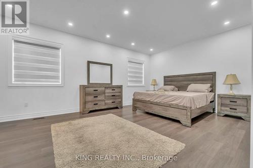 476 Wheat Boom Drive, Oakville, ON - Indoor Photo Showing Bedroom