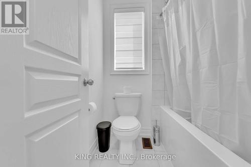 476 Wheat Boom Drive, Oakville, ON - Indoor Photo Showing Bathroom