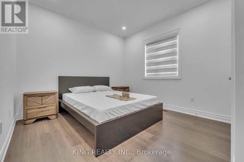 476 Wheat Boom Drive, Oakville, ON - Indoor Photo Showing Bedroom