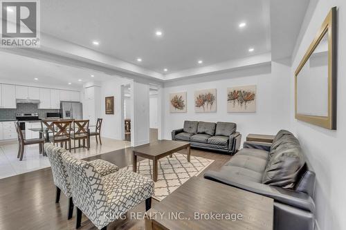 476 Wheat Boom Drive, Oakville, ON - Indoor Photo Showing Living Room