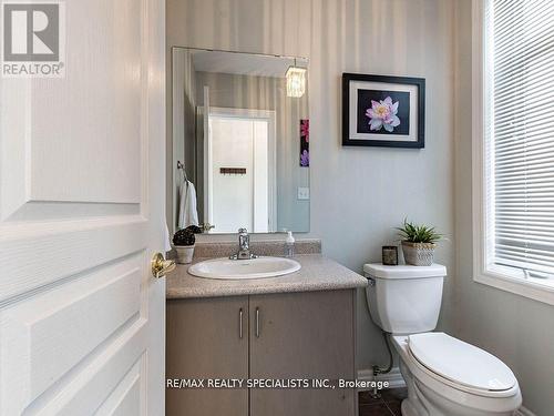 26 Lloyd Crescent, Brampton, ON - Indoor Photo Showing Bathroom