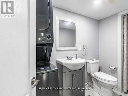 26 Lloyd Crescent, Brampton, ON - Indoor Photo Showing Bathroom