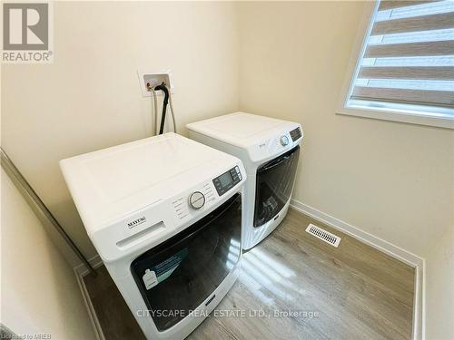 35 - 7789 Kalar Road, Niagara Falls, ON - Indoor Photo Showing Laundry Room