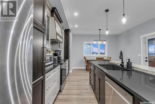 580 Kalra Street, Saskatoon, SK - Indoor Photo Showing Kitchen With Upgraded Kitchen