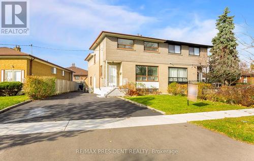 3 Clayhall Crescent, Toronto, ON - Outdoor With Facade