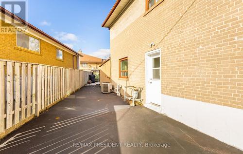 3 Clayhall Crescent, Toronto, ON - Outdoor With Exterior