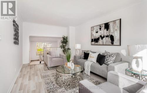 3 Clayhall Crescent, Toronto, ON - Indoor Photo Showing Living Room