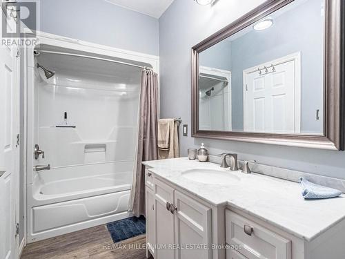 2 Sylvid Court, Adjala-Tosorontio, ON - Indoor Photo Showing Bathroom