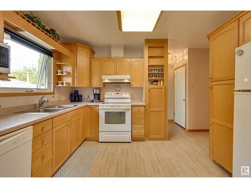 5336 111 Av Nw Nw, Edmonton, AB - Indoor Photo Showing Kitchen With Double Sink