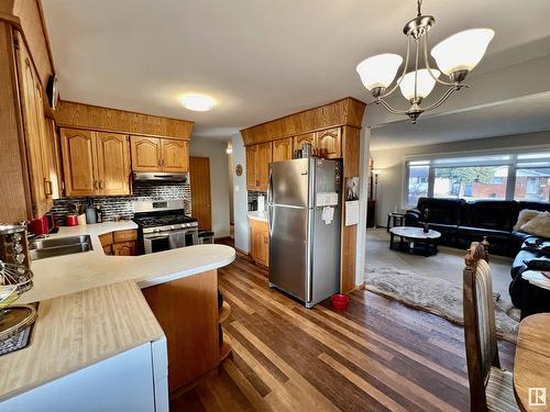 13232 63 St Nw, Edmonton, AB - Indoor Photo Showing Kitchen With Double Sink