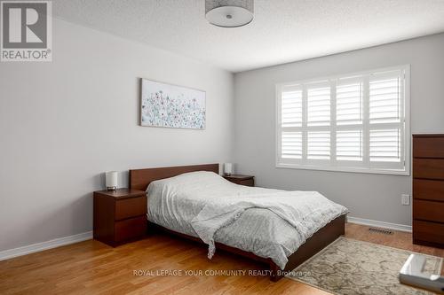 35 Rosario Drive, Vaughan, ON - Indoor Photo Showing Bedroom