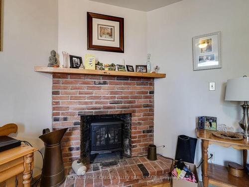 35 & 37 First St E, Orangeville, ON - Indoor Photo Showing Living Room With Fireplace