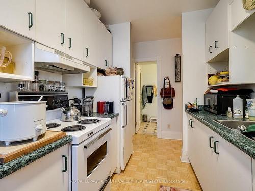 35 & 37 First St E, Orangeville, ON - Indoor Photo Showing Kitchen