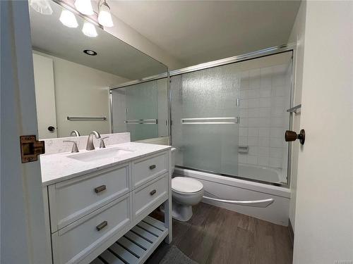 507-4720 Uplands Dr, Nanaimo, BC - Indoor Photo Showing Bathroom