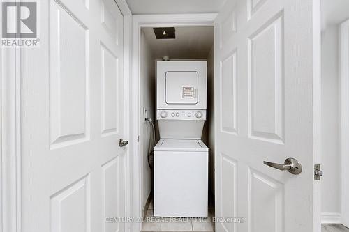 2706 - 19 Grand Trunk Crescent, Toronto, ON - Indoor Photo Showing Laundry Room