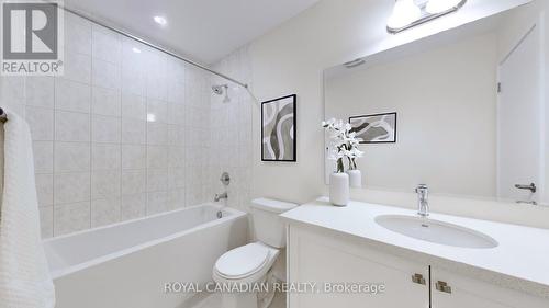 1344 Bradenton  Path, Oshawa, ON - Indoor Photo Showing Bathroom