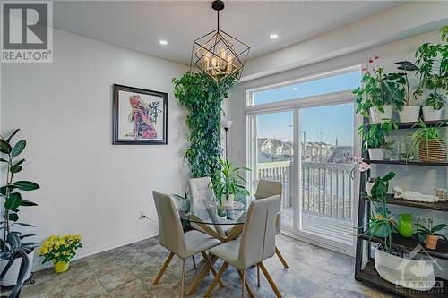 310 Wallaceburg Court, Ottawa, ON - Indoor Photo Showing Dining Room