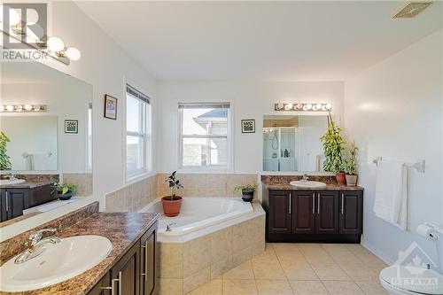 310 Wallaceburg Court, Ottawa, ON - Indoor Photo Showing Bathroom