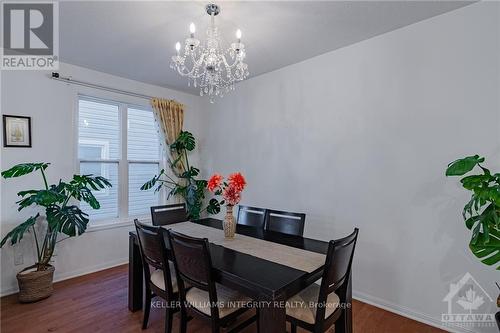 310 Wallaceburg Court, Ottawa, ON - Indoor Photo Showing Dining Room