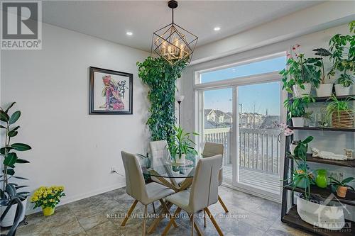 310 Wallaceburg Court, Ottawa, ON - Indoor Photo Showing Dining Room