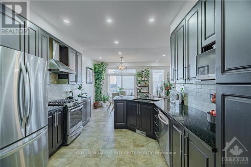 310 Wallaceburg Court, Ottawa, ON - Indoor Photo Showing Kitchen With Stainless Steel Kitchen With Upgraded Kitchen