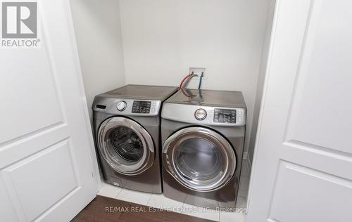 61 Stewardship Drive, Brampton, ON - Indoor Photo Showing Laundry Room