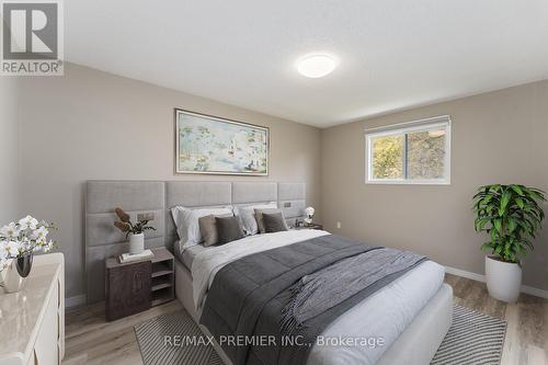 22 Bristow Court, Barrie, ON - Indoor Photo Showing Bedroom