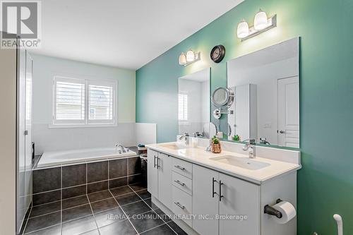 2506 Bridle Road, Oshawa, ON - Indoor Photo Showing Bathroom