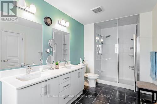 2506 Bridle Road, Oshawa, ON - Indoor Photo Showing Bathroom