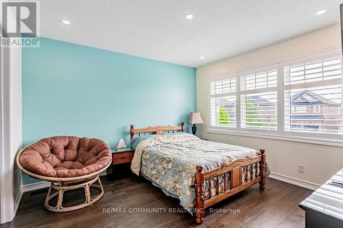 2506 Bridle Road, Oshawa, ON - Indoor Photo Showing Bedroom