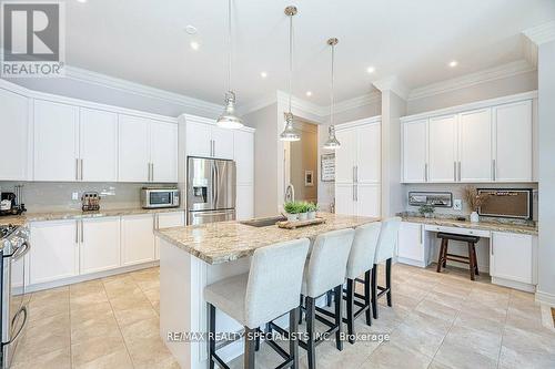 1 Odeon Street, Brampton, ON - Indoor Photo Showing Kitchen With Upgraded Kitchen