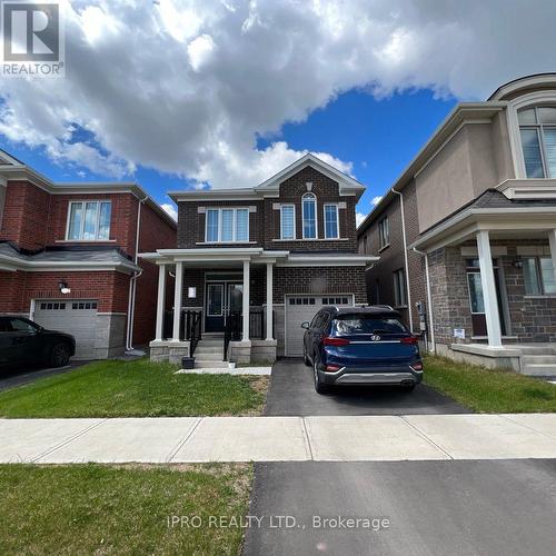 737 Kennedy Circle W, Milton, ON - Outdoor With Facade