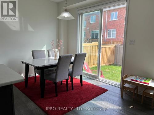 737 Kennedy Circle W, Milton, ON - Indoor Photo Showing Dining Room