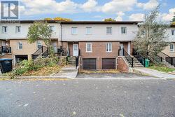 5 - 3175 KIRWIN AVENUE  Mississauga, ON L5A 3M4