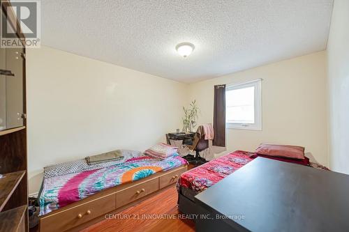 5 - 3175 Kirwin Avenue, Mississauga, ON - Indoor Photo Showing Bedroom