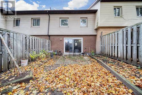 5 - 3175 Kirwin Avenue, Mississauga, ON - Outdoor With Exterior